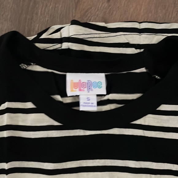 LuLaRoe Randy tee - Picture 7 of 8